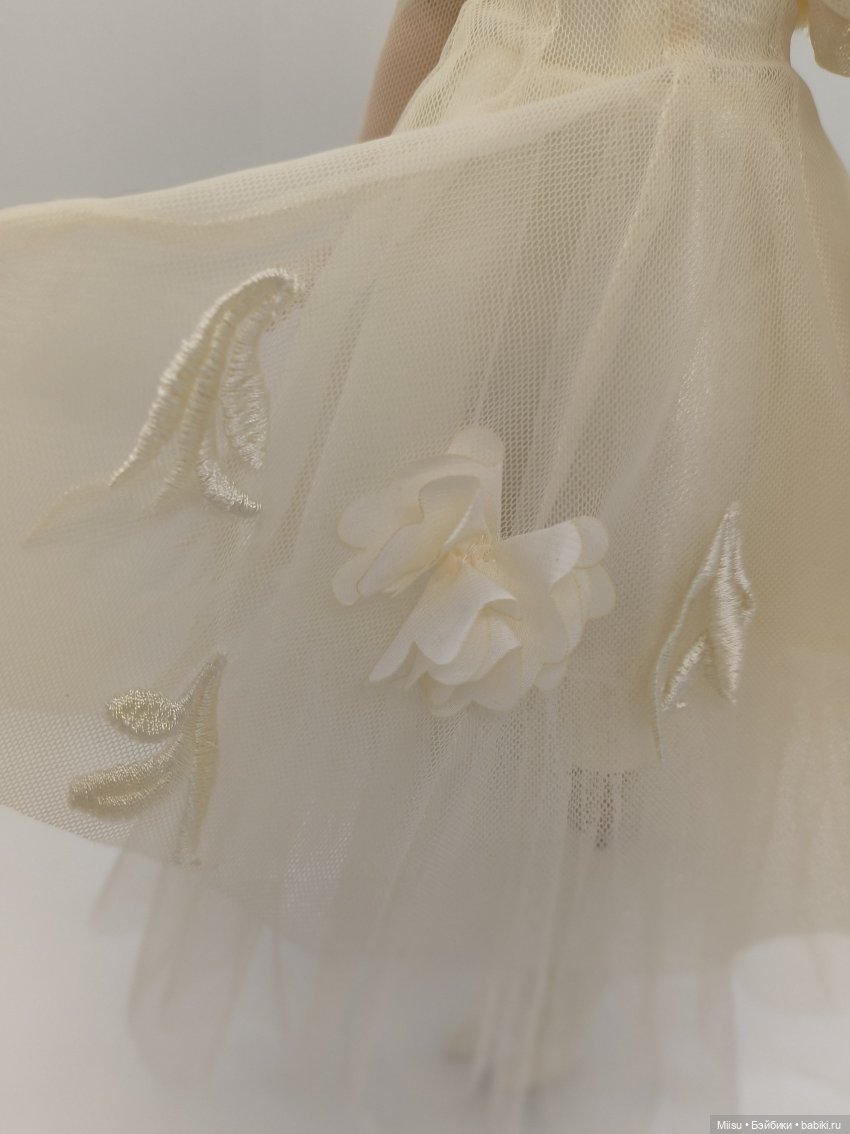 Olivia Chase as Moiré Romantic Notion от Robert Tonner (фото 9)