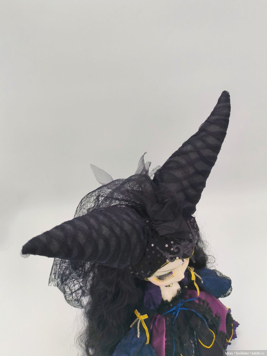 "Очень Злая" королева — Pullip Midnight Velvet