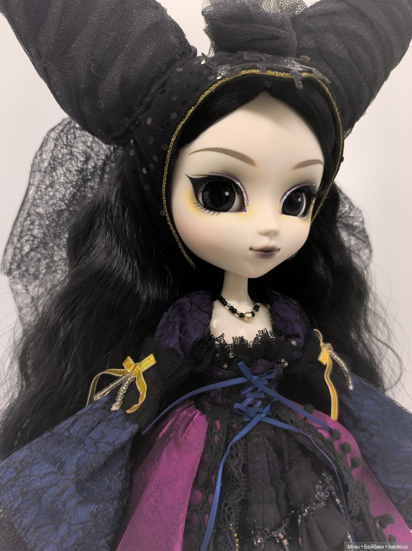 "Очень Злая" королева — Pullip Midnight Velvet (фото 2)
