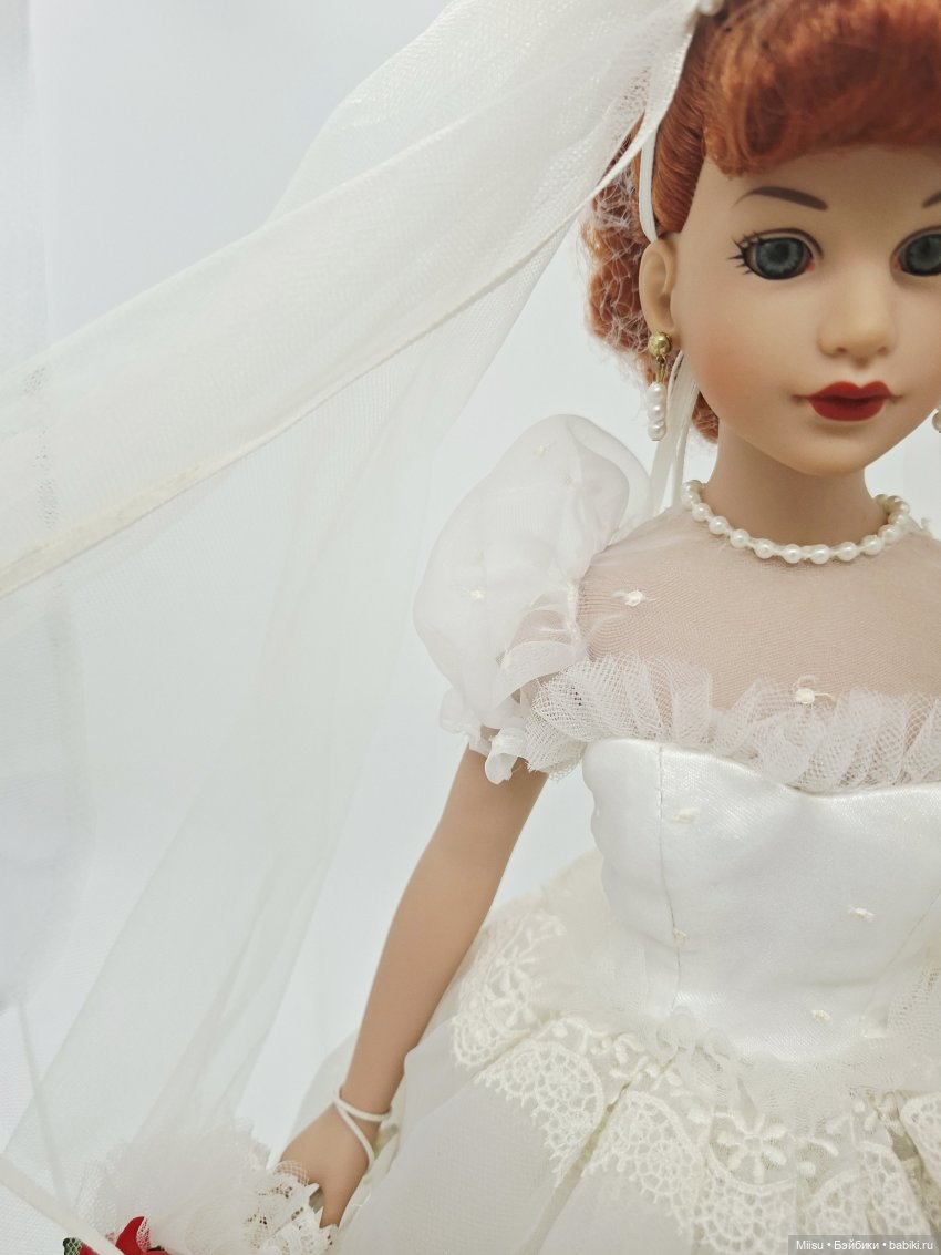 Совершенно (с)нежная Basic Kitty Collier в аутфите Bridal Bliss от Robert Tonner (фото 7)