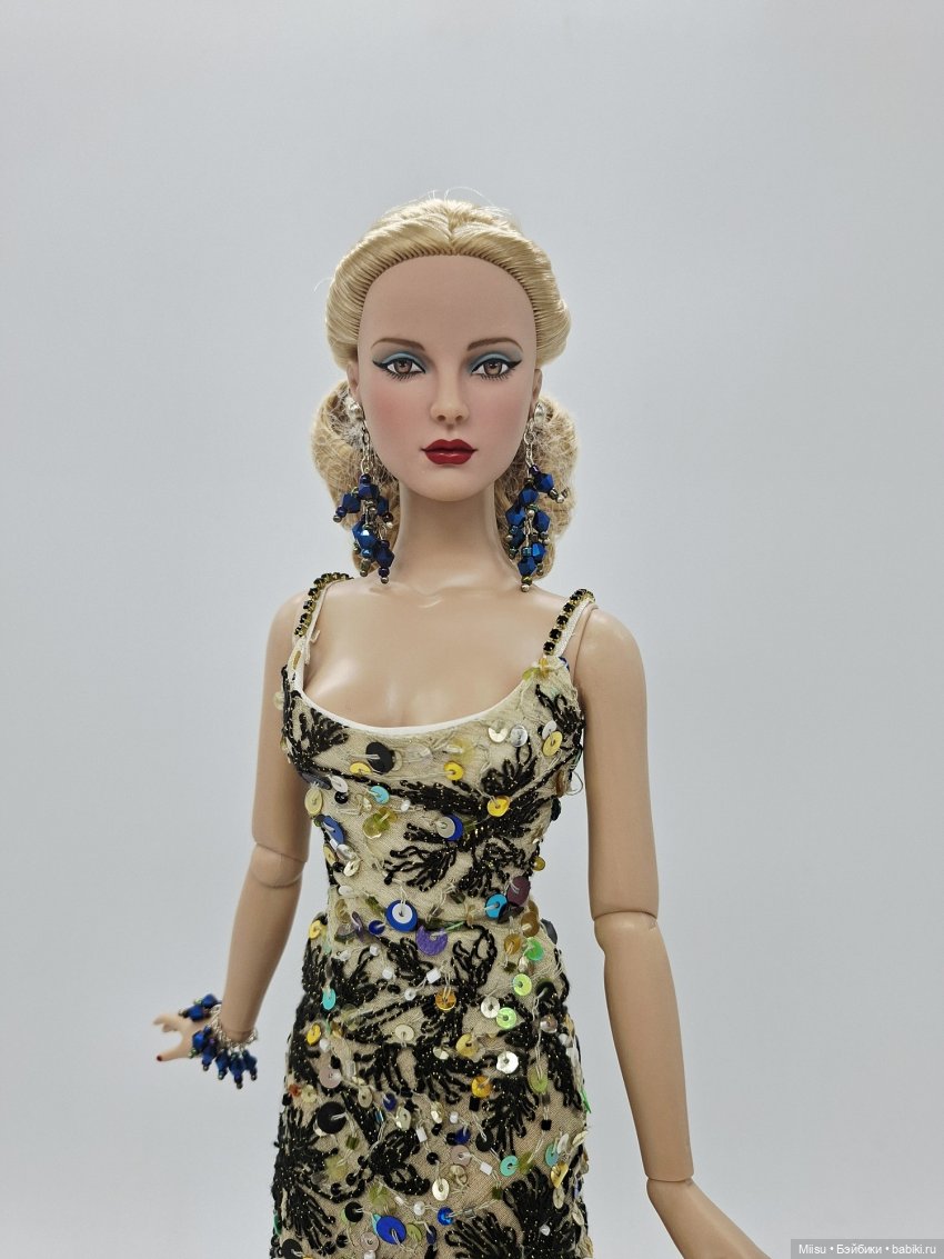 Shelly Stewardess от Robert Tonner