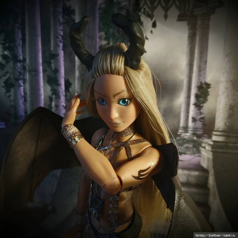 Гибридная кукла на основе рестлерши (фото 6)