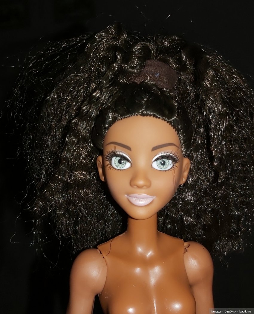 Гибридная куколка на основе рестлерши