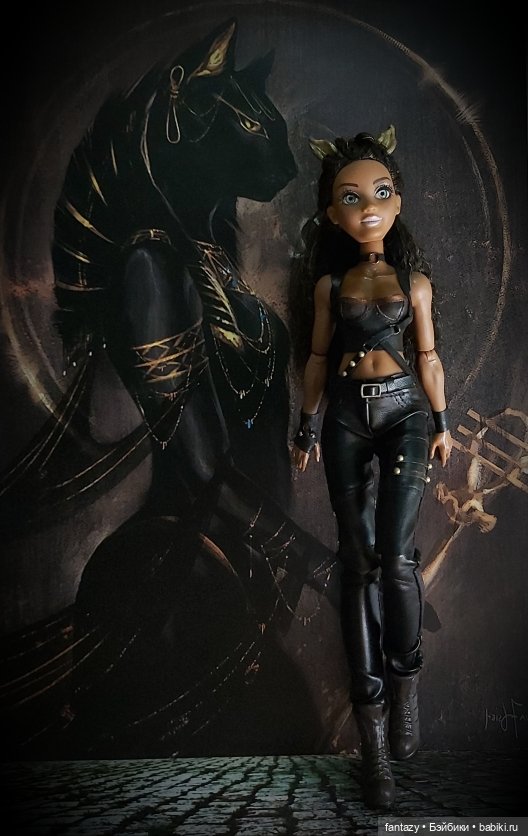 Гибридная куколка на основе рестлерши