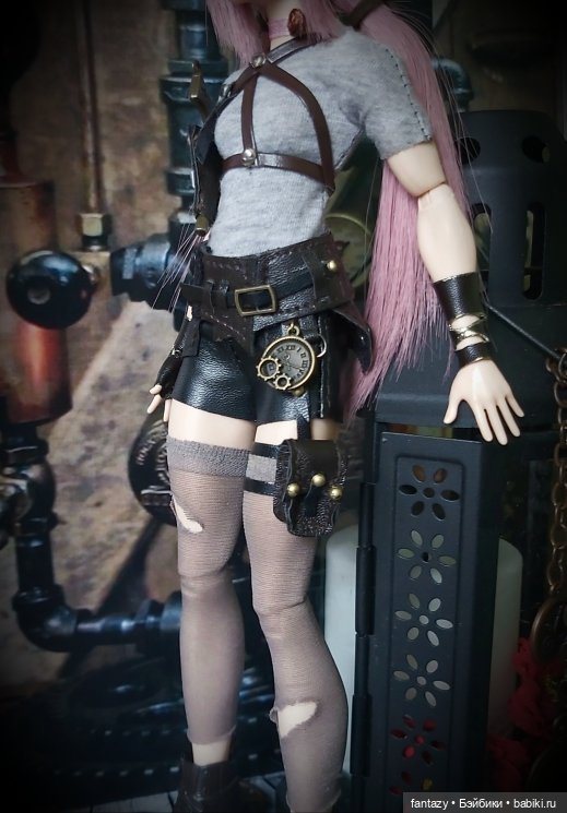 Новый наряд для Хлои, полтора аутфита или когда обувь делает образ (фото 9)