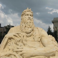 Обычный песок и руки Мастеров творят чудеса