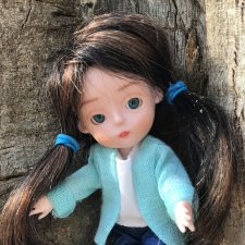 Большая прогулка малюсенькой девочки