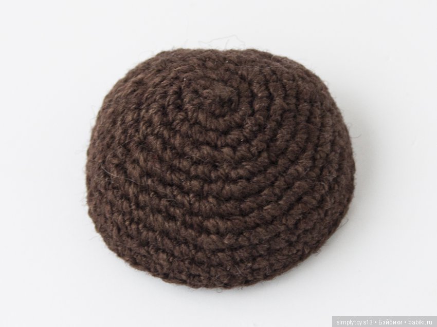 Паричок для Баболи на шапочке, связанной спицами или крючком