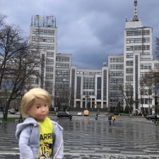 Прогулка Мишки по весеннему Харькову