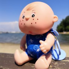 Малыши на пляже