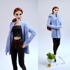 Лесной колокольчик или голубой кардиган