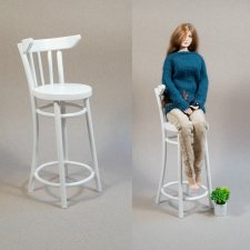 Высокий барный белый стул "Вереск" для формата 1/4 MSD (FR16, BJD, Tonner.) Высокий барный белый стул "Вереск" для формата 1/4 MSD (FR16, BJD, Tonner.)