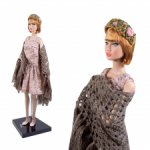 Мягкая вязаная коричнево-серая шаль для кукол формата 1\6 (Barbie, Poppy Parker,Fashion Royalty, bjd
