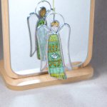 Витражный ангел "Кролик" в технике Тиффани