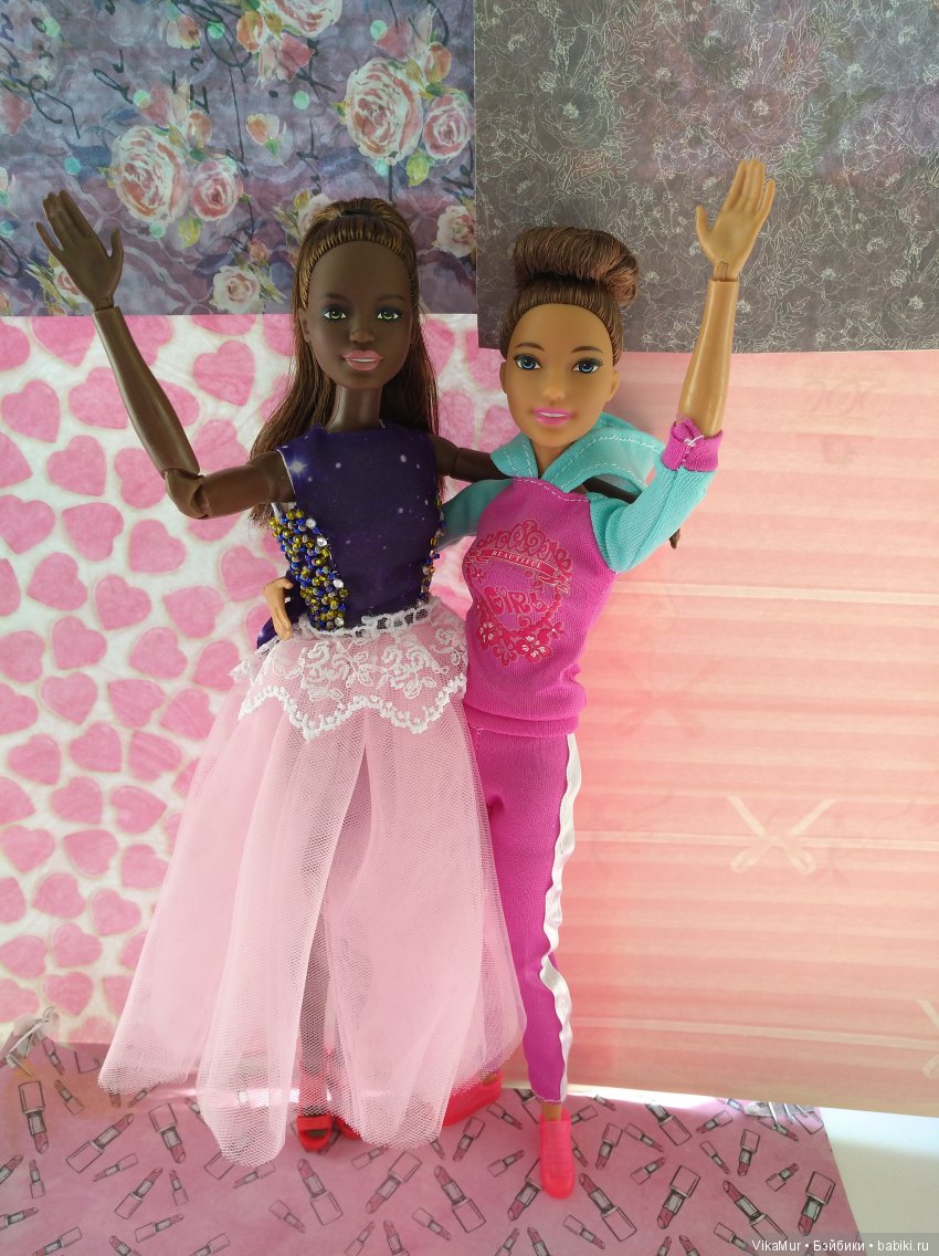 История двух подружек кукол Барби-йог из серии Made to Move
