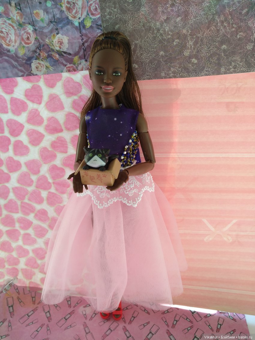 История двух подружек кукол Барби-йог из серии Made to Move