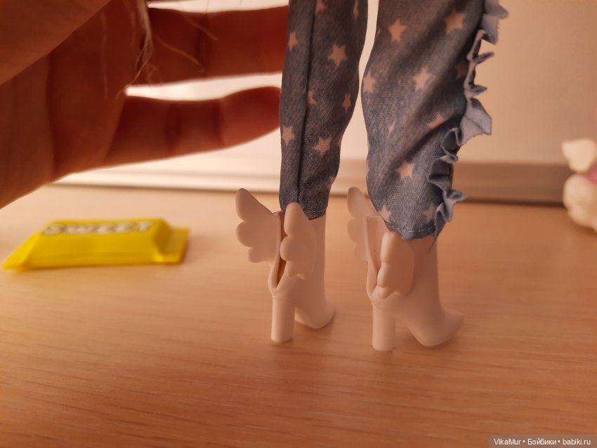 Кукла Barbie Экстра в розовой куртке (или шубе) (фото 7)