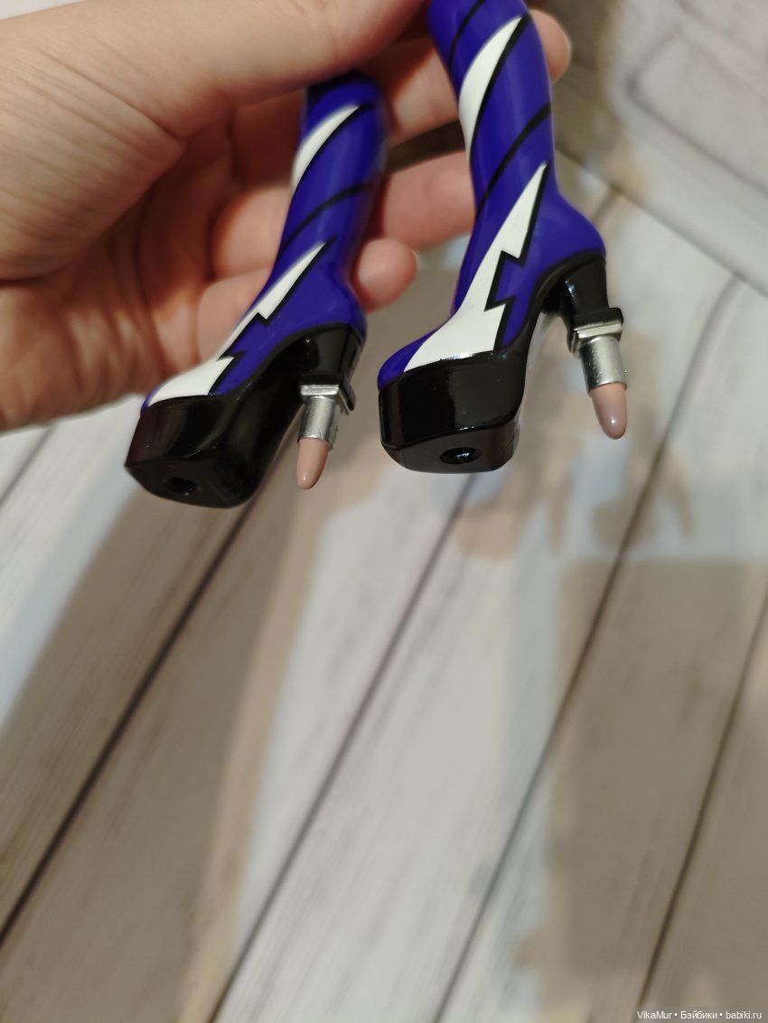 Bratz Scorchin' Yasmin 2025 год | Бэйбики Bratz Scorchin' Yasmin 2025 год