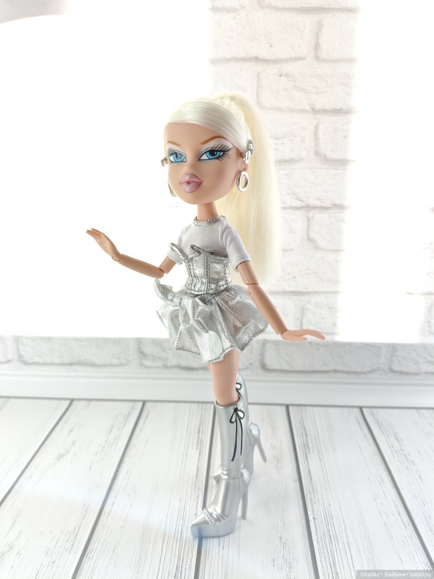 Bratz Charmz Cloe 2025 год