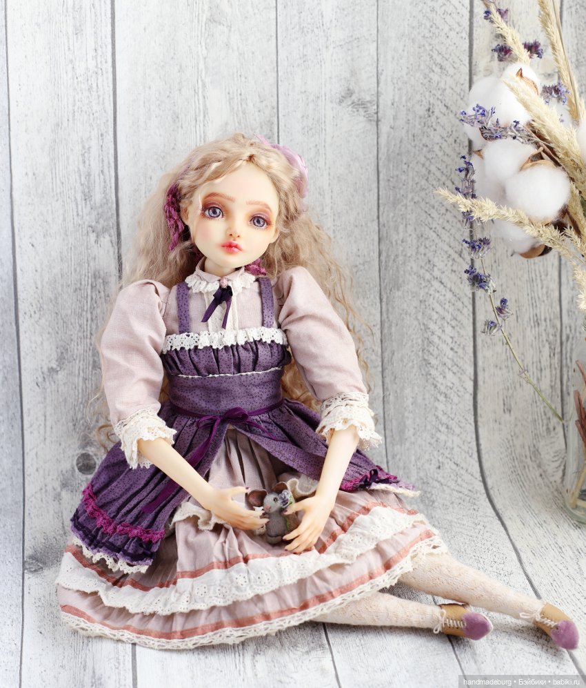 Авторская будуарная куколка Лира