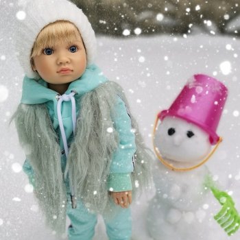 Словно белые пушинки, с неба падают снежинки ❄️❄️❄️