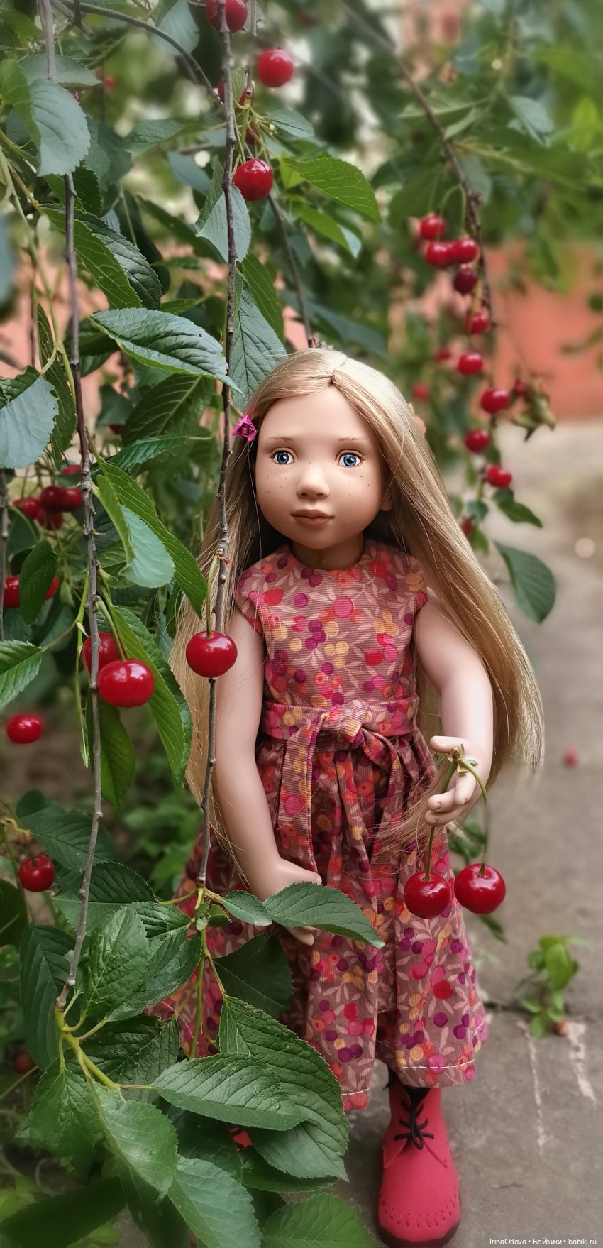 Слева - лето, справа - лето, до чего прекрасно это...🍒🌼