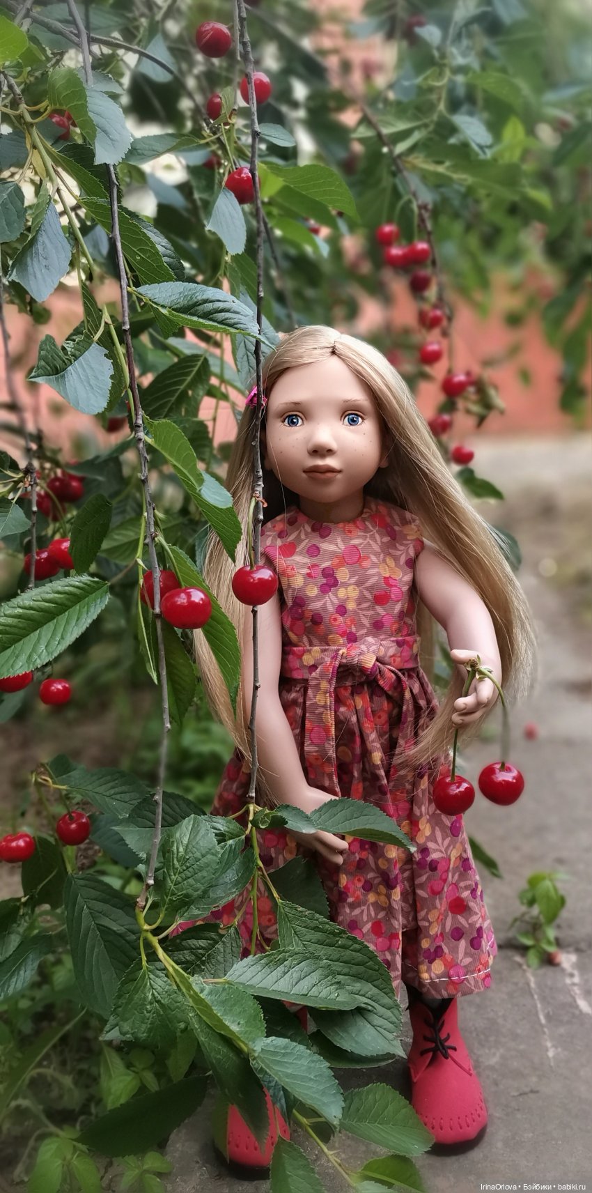 Слева - лето, справа - лето, до чего прекрасно это...🍒🌼