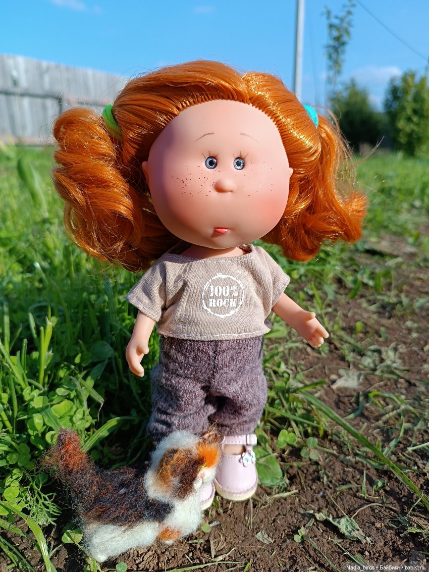 Манюня на даче — Куклы Nines d'Onil (Нинес): Миа (Mia)