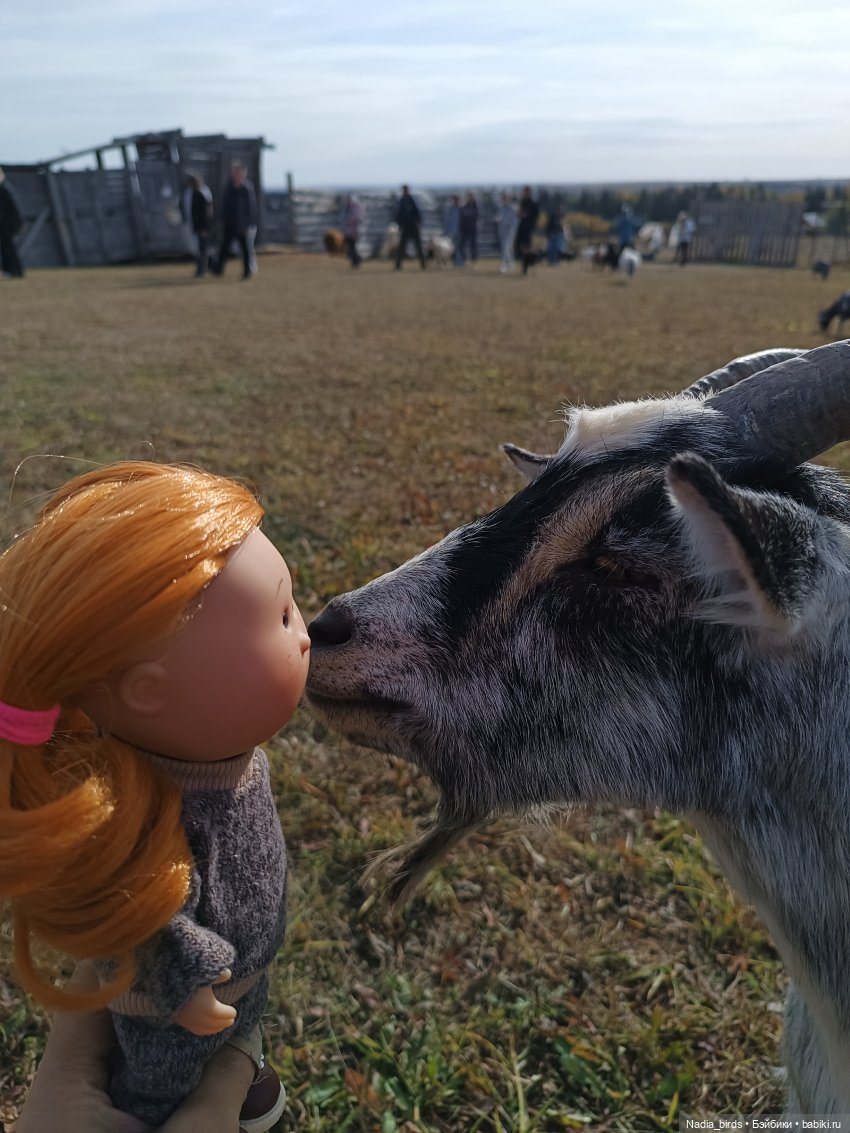 Манюня на оленеферме — Куклы Nines d'Onil (Нинес): Миа (Mia) (фото 3)