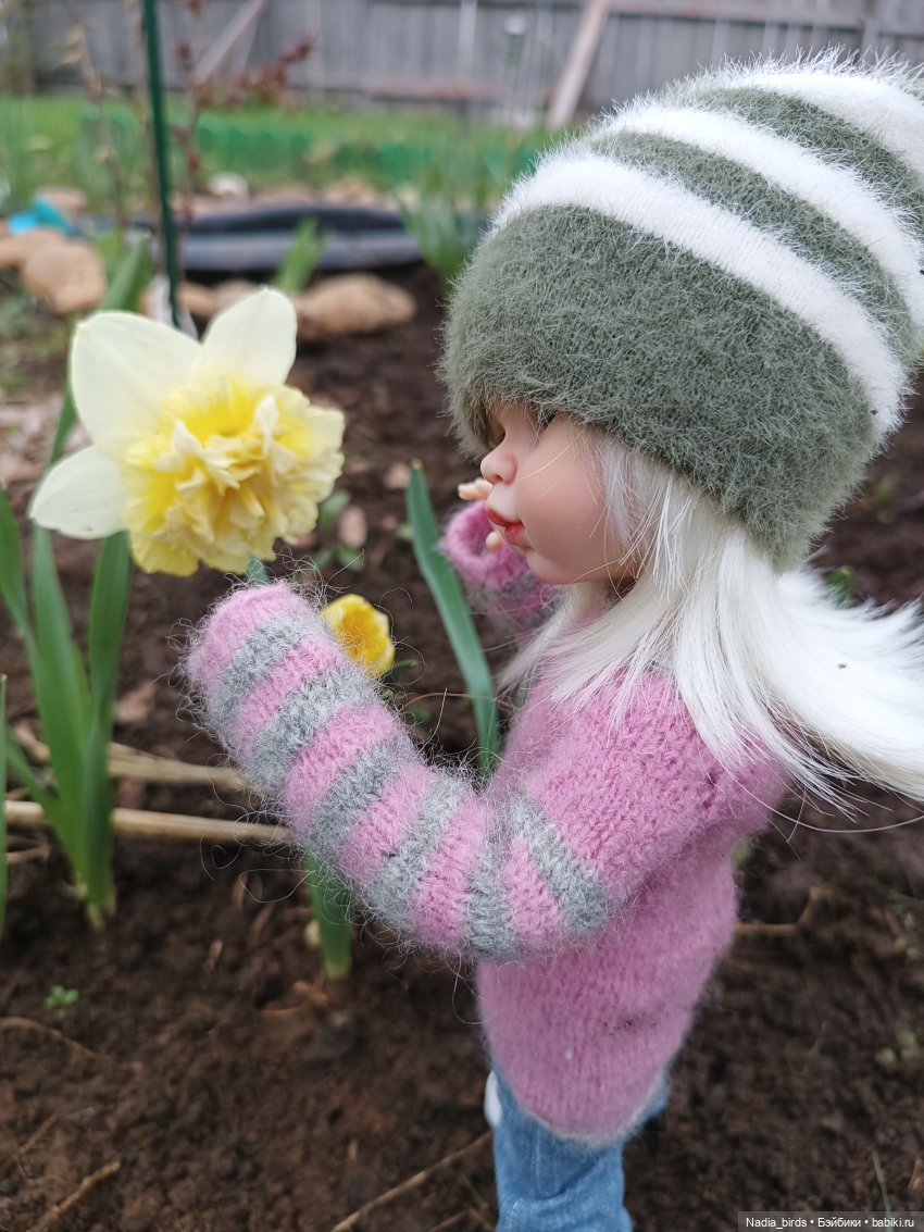 Дачно-субботнее утро с Аришей
