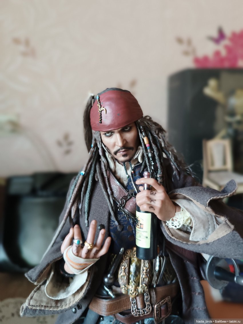 Капитан Джек Воробей от HotToys, версия стандарт | Бэйбики Капитан Джек Воробей от HotToys, версия стандарт