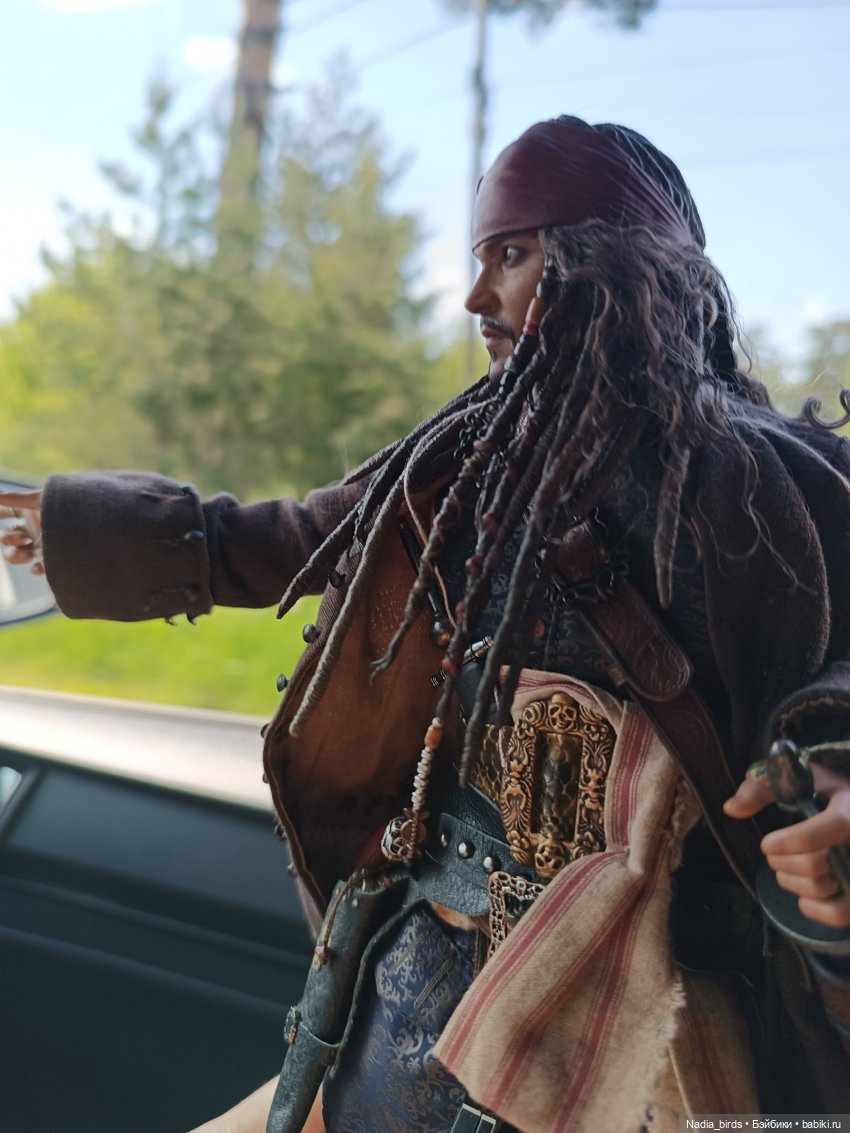 Дачная эксплуатация | Бэйбики Дачная эксплуатация — Коллекционные фигурки Hot Toys (Хот Тойс) 1:6: фото (фото 2)