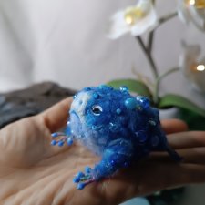 Голубая жабка