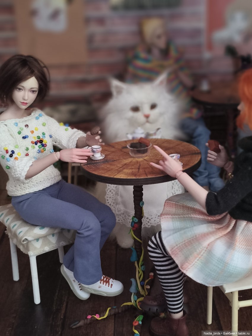 Совсем немного обновленного кафе "Кошачья лапка"