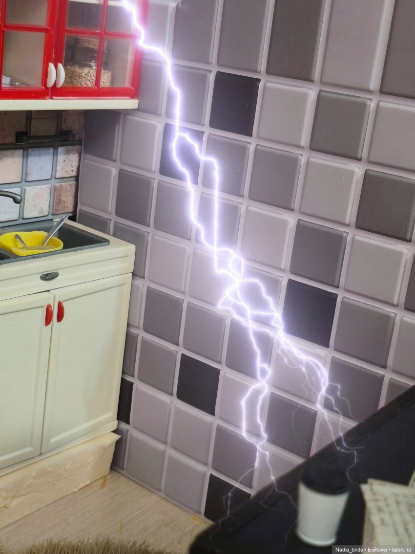 Ундина приходит по месту жительства