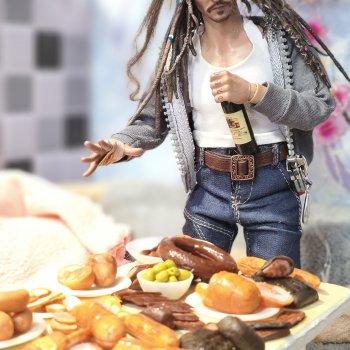 А закусить?