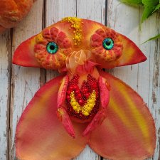 Чердачная огненная моль