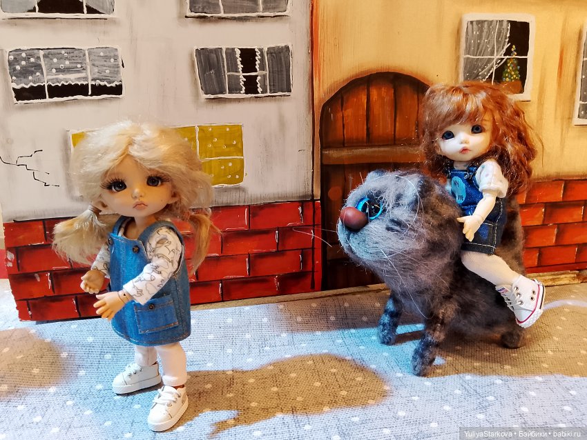 Девчонки на выставке "Мишка с куклою" | Бэйбики Девчонки на выставке "Мишка с куклою"