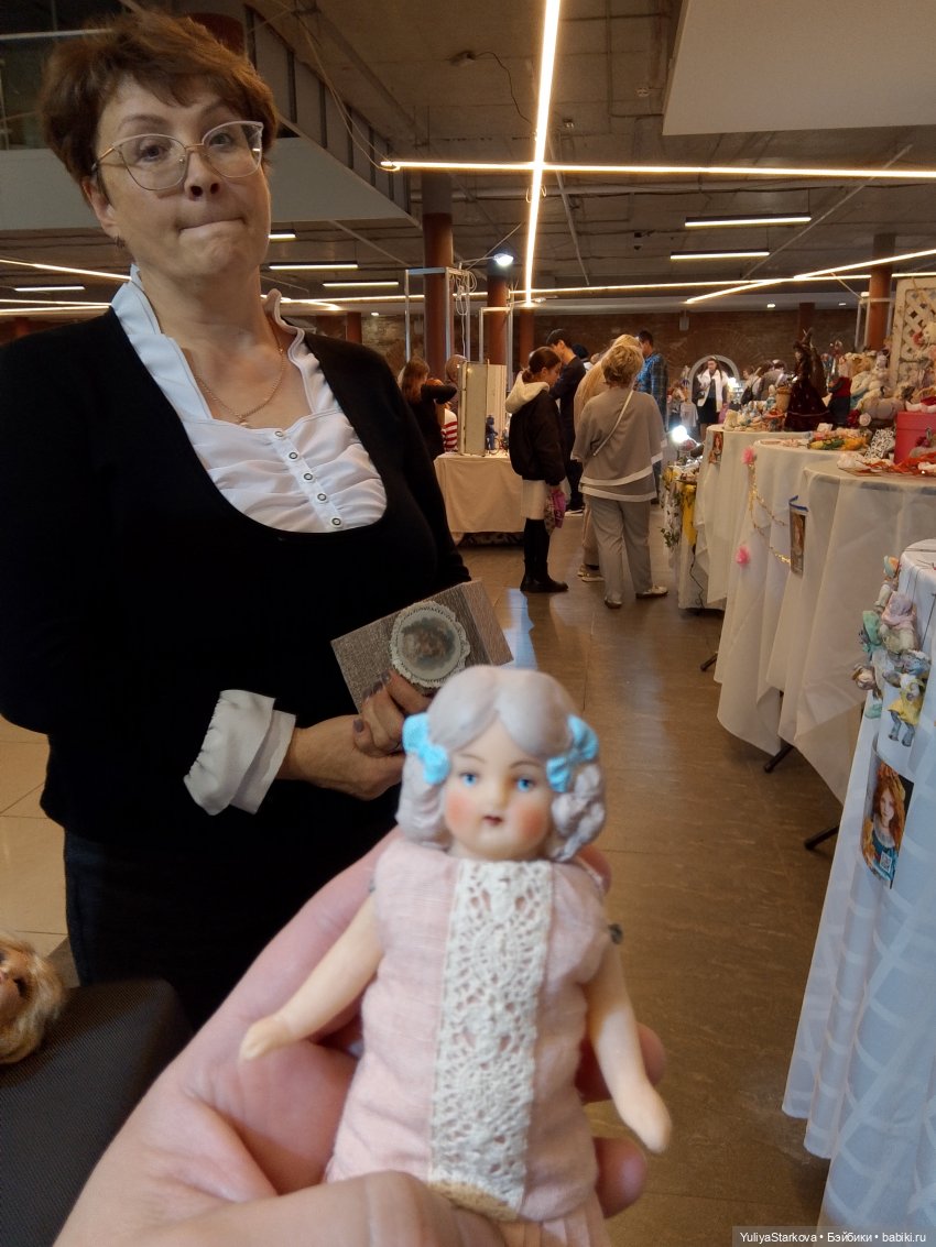 Девчонки на выставке "Мишка с куклою" | Бэйбики Девчонки на выставке "Мишка с куклою" (фото 3)