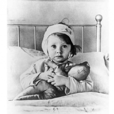 Кукла как спасение. История девочки из блокадного Ленинграда