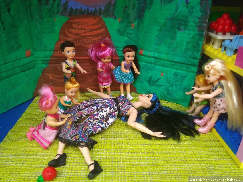 "Театральный августофест". Театр "ЭМмоция", спектакль Белоснежка на новый лад