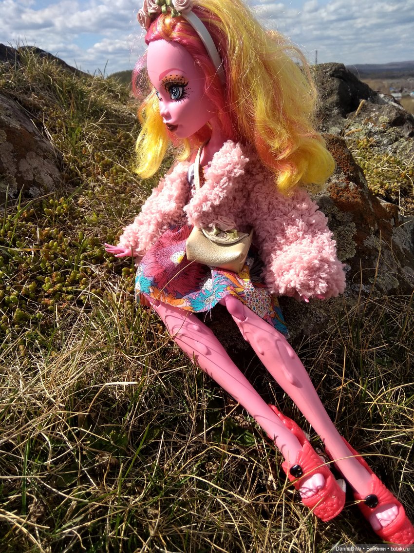 Пикник на Лисьей Горе — Куклы Звезды подиума (Angel Collection): шарнирные (фото 2)