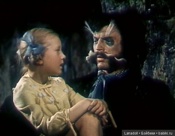 Августфест: "Те ещё фрукты" со своим Закулисьем ("Новогодние приключения Маши и Вити")