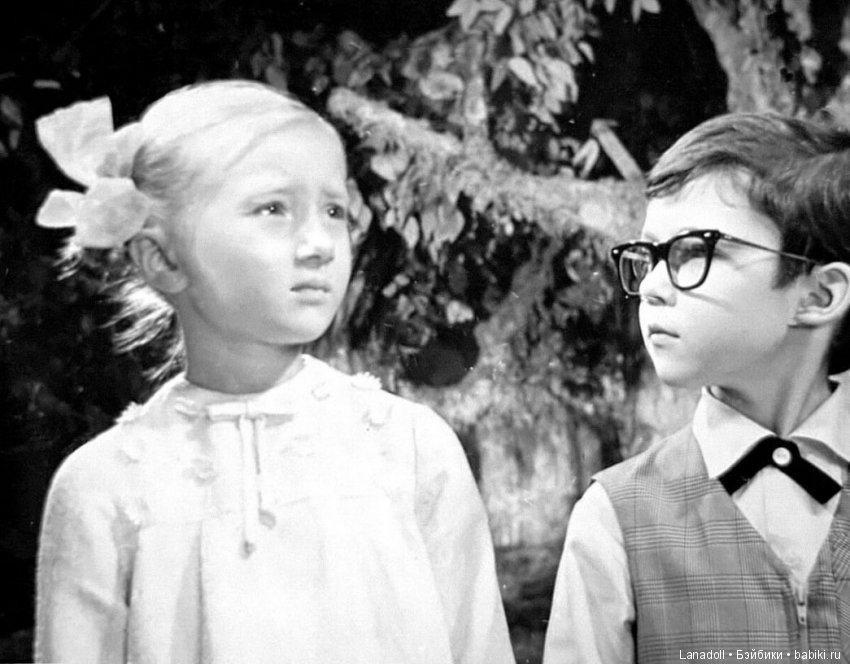 Августфест: "Те ещё фрукты" со своим Закулисьем ("Новогодние приключения Маши и Вити")