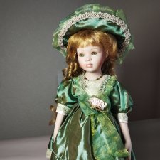 Фарфоровая кукла коллекционная Romeco Collection