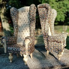 Пара кресел. Закончила