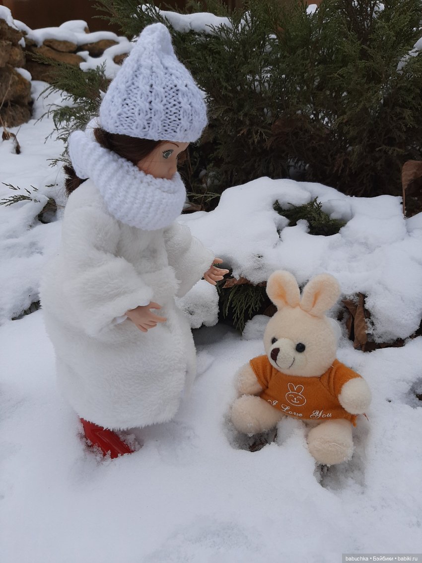 Мороз не велик, а стоять не велит