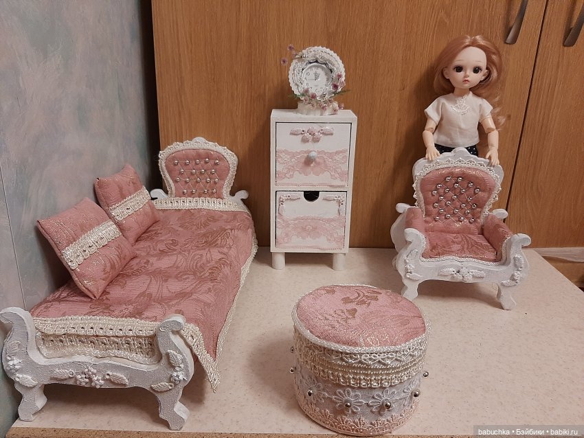 Подарок своими руками — Мебель для кукол и домиков: фото (фото 6)