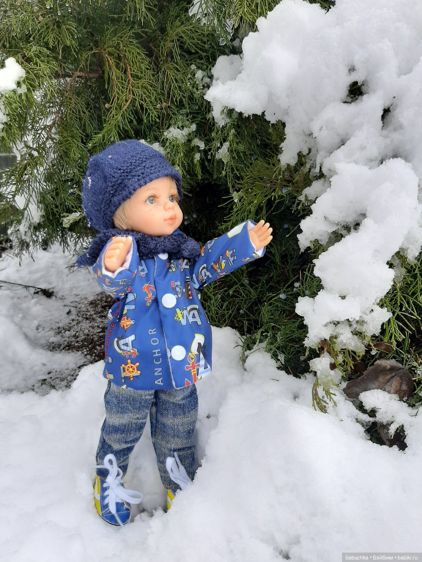 Зимние фото и эпизоды из жизни кукол