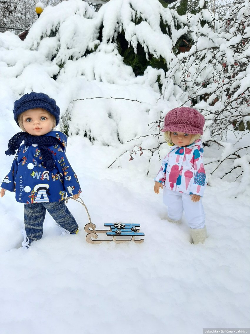 Зимние фото и эпизоды из жизни кукол